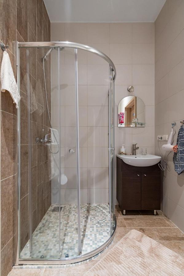 Freedom Avenue Apartment By Polo Apartments Kowno Zewnętrze zdjęcie